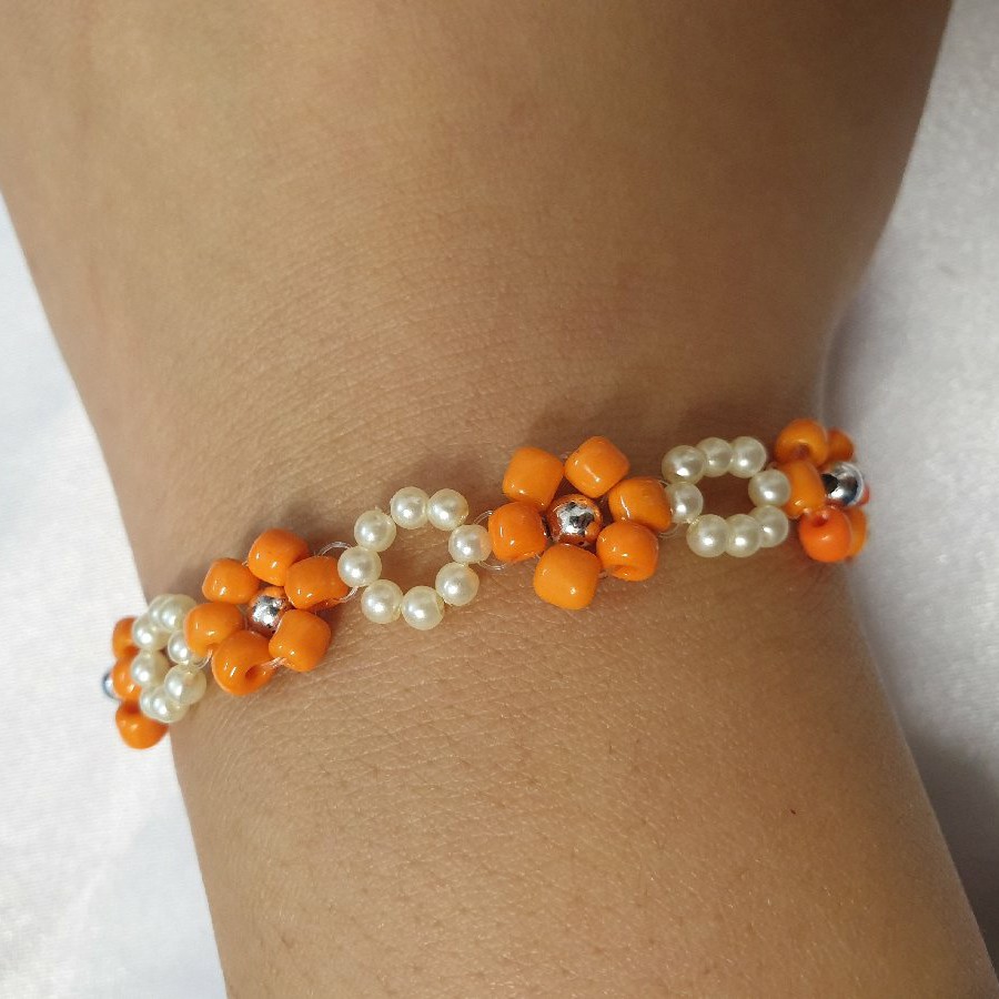 Beaded Orange Daisy Bracelet image 2