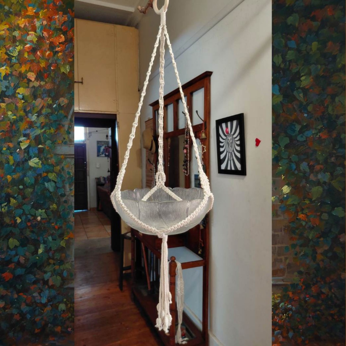 Macramé Plant Hanger with Leaf Detail