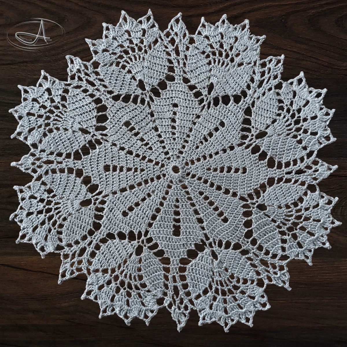 Silver-blue cotton Tulip Doily - 32cm Diameter