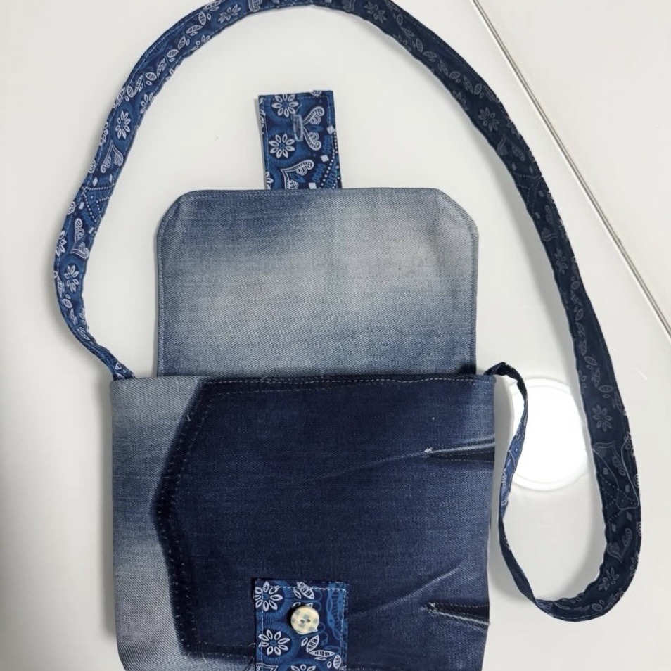 Upcycled Denim Handbag image 3