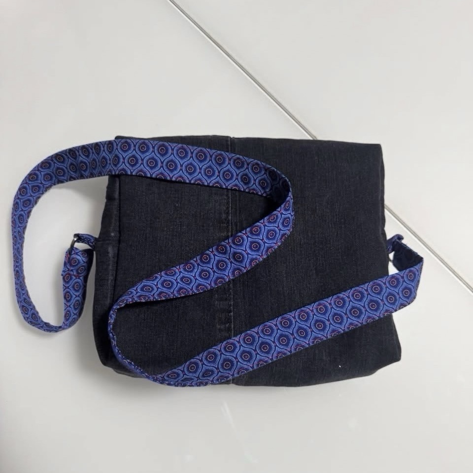 Upcycled Denim Handbag image 2