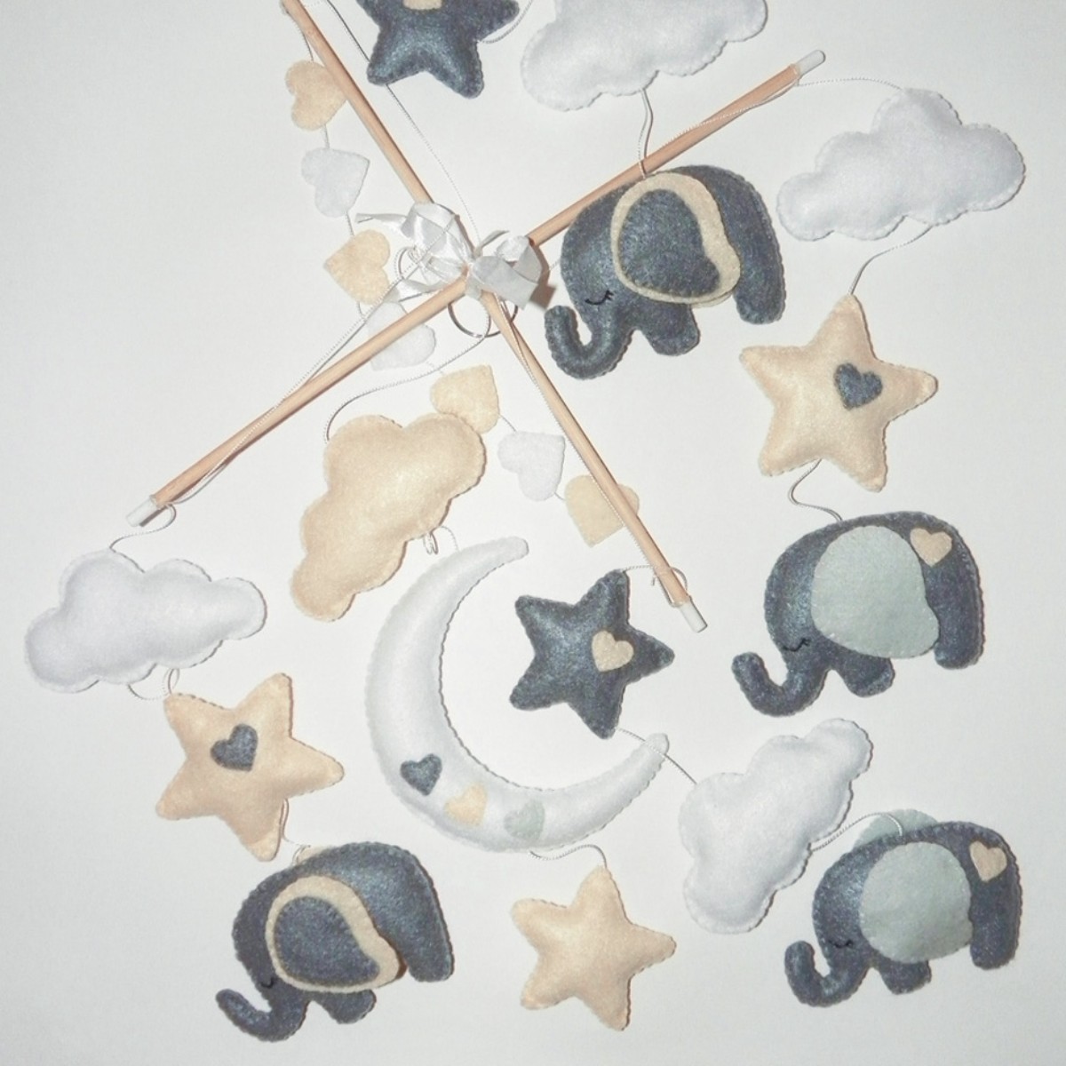 Baby Mobile – Ellies in Cream