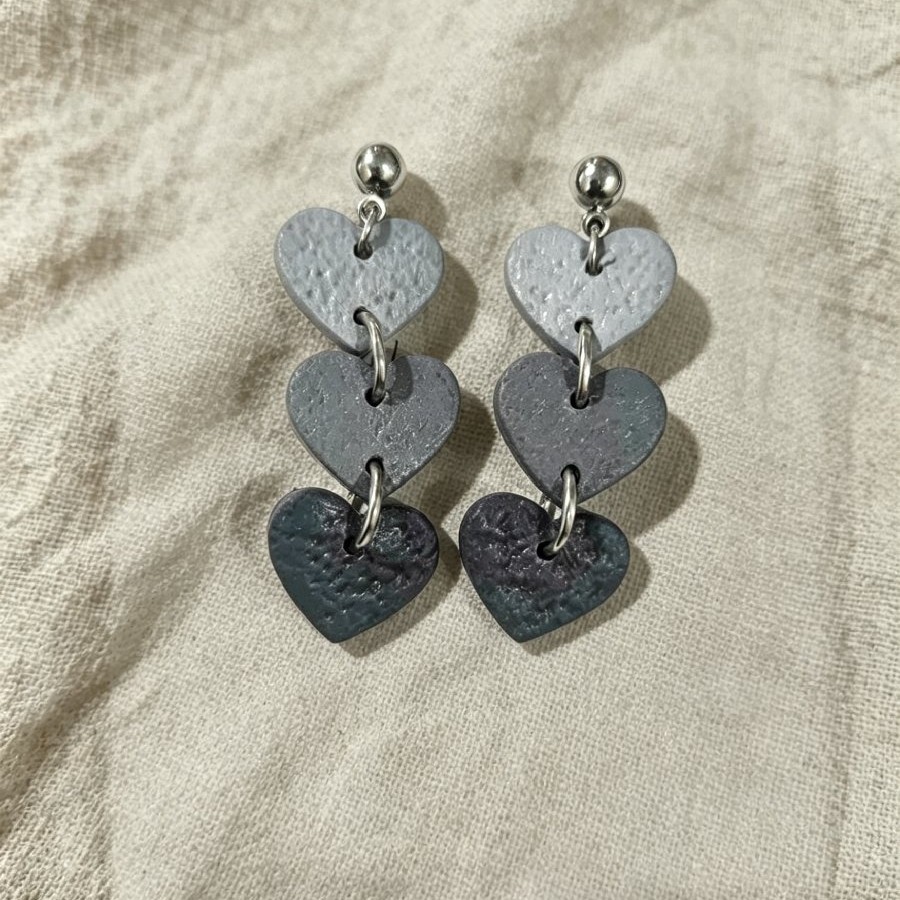 Gradient Grey Triple Heart Drop Earrings