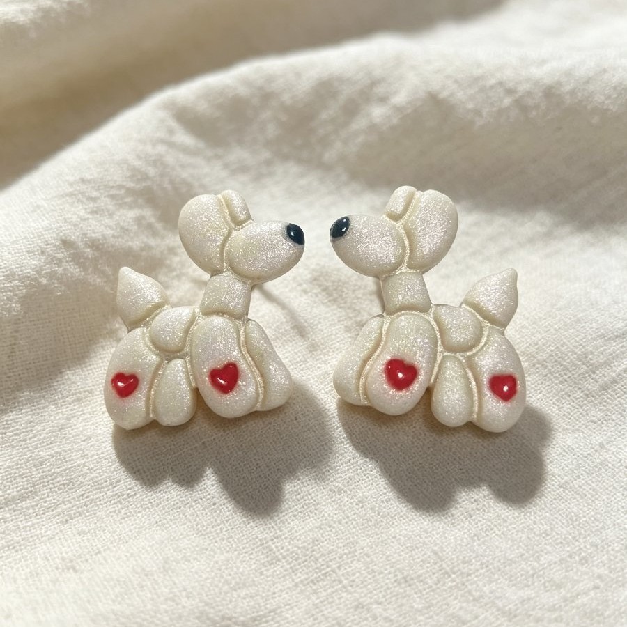 🐶 Balloon Dog Stud Earrings