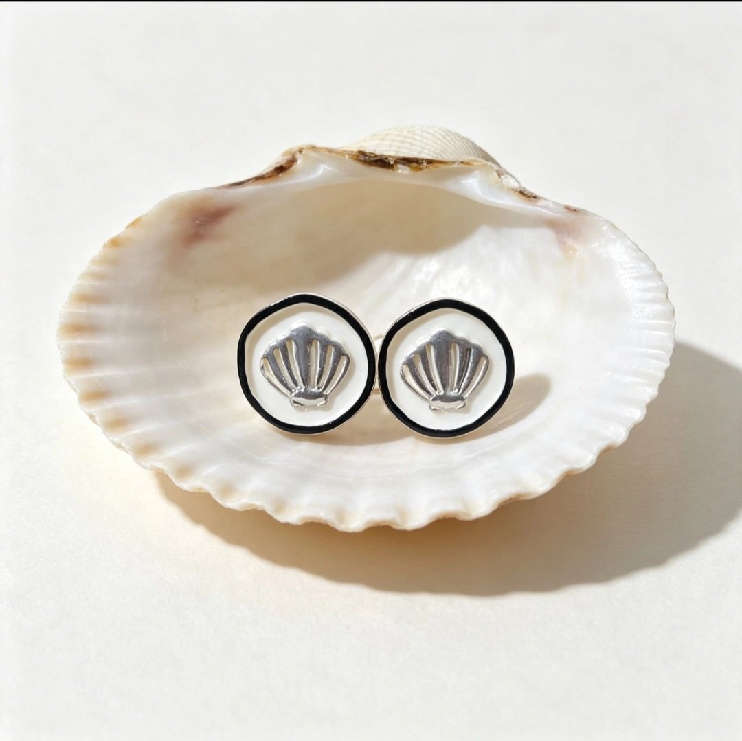 🐚 Nautical Shell Stud Earrings