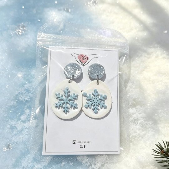 ❄️Snowflake Winter Dangles