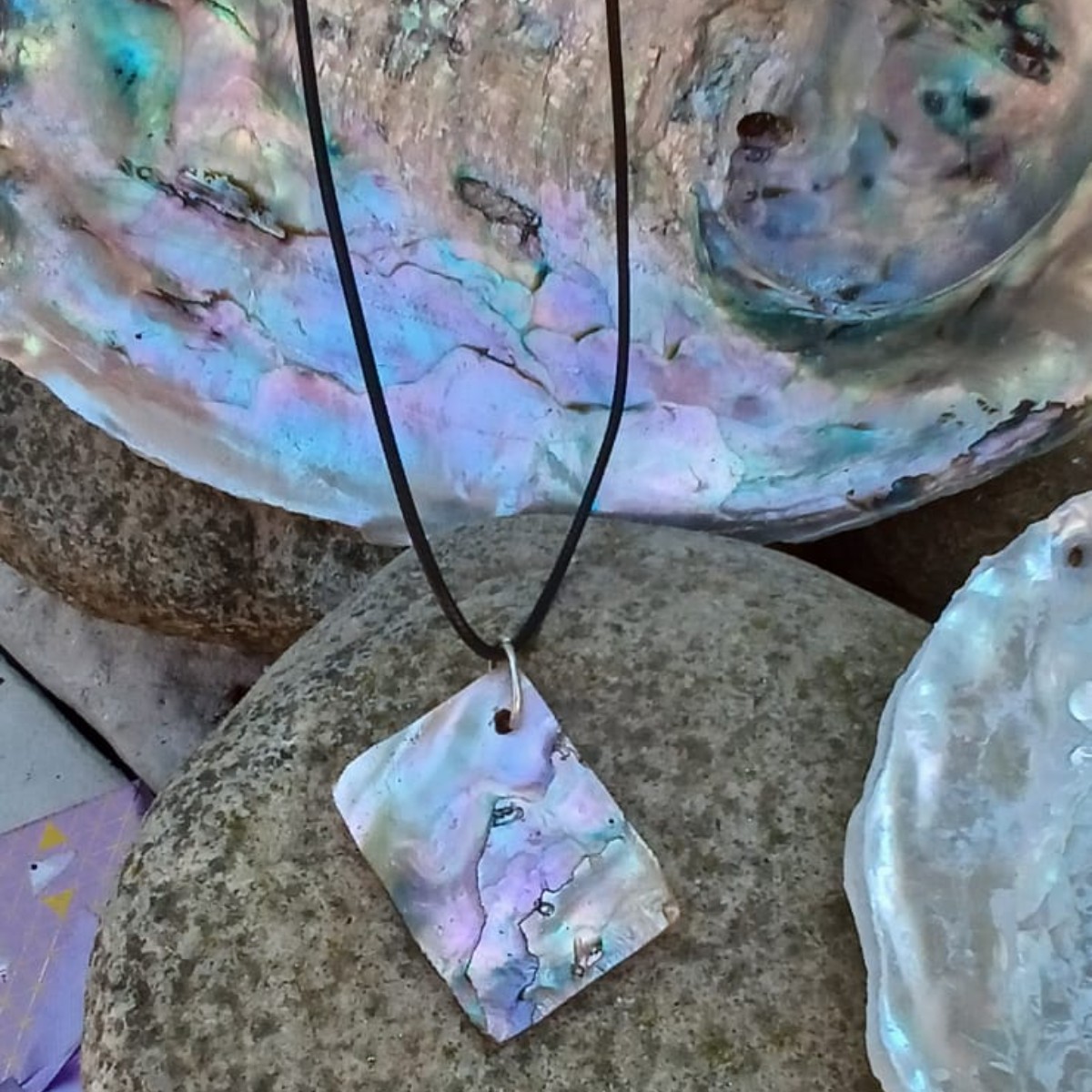 Pearlescent Drift Pendant & Cord