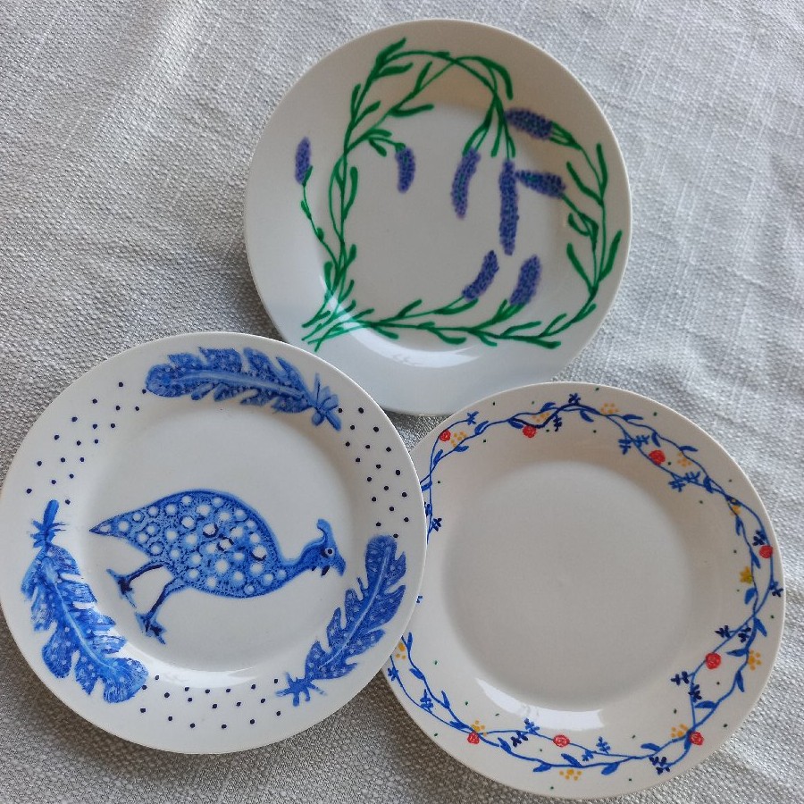 Handpainted Side Plates image 2