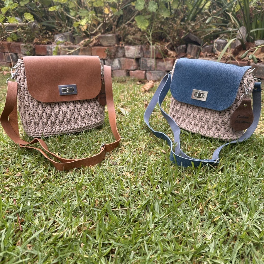 Squaredance Crossbody