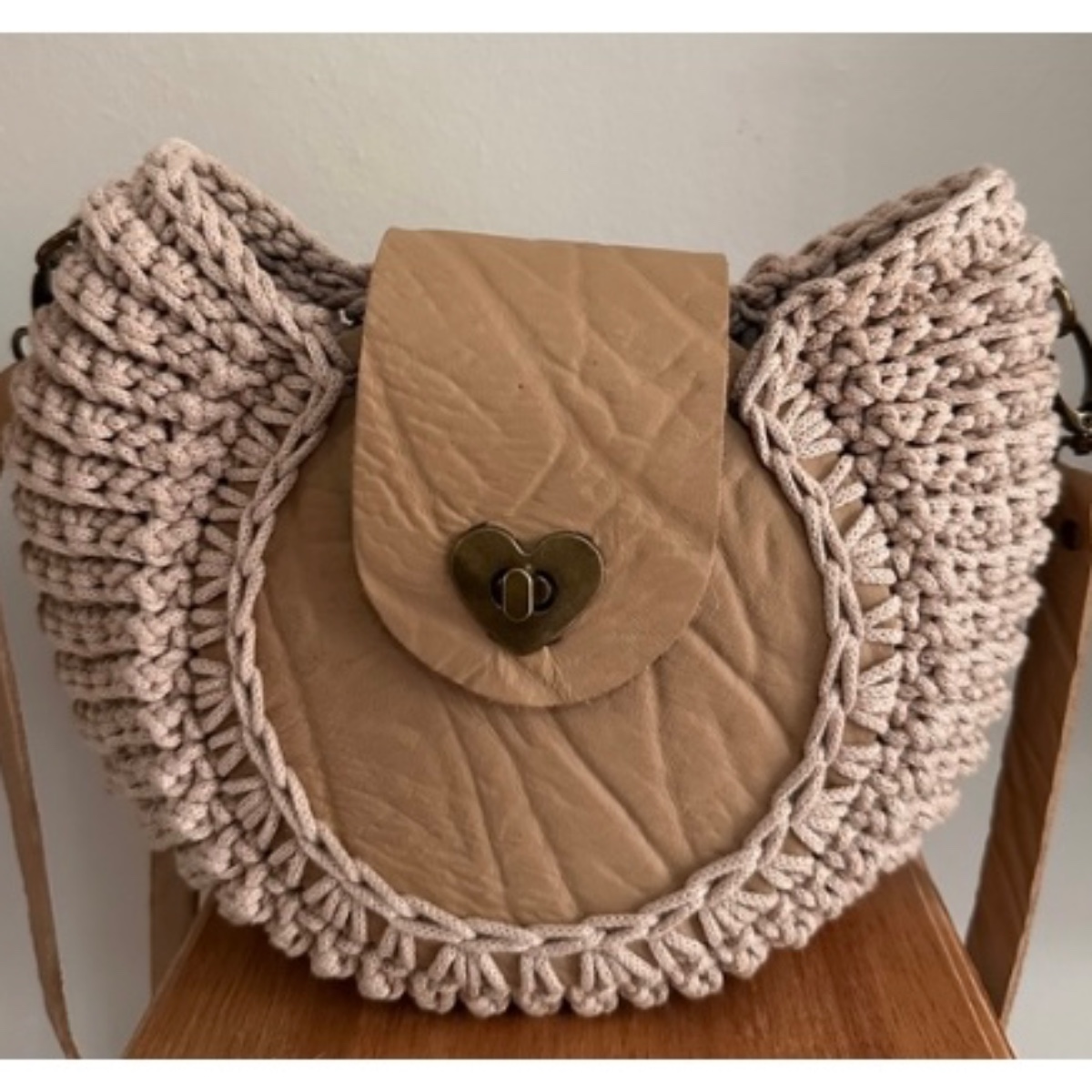 Yola Oreo image 2