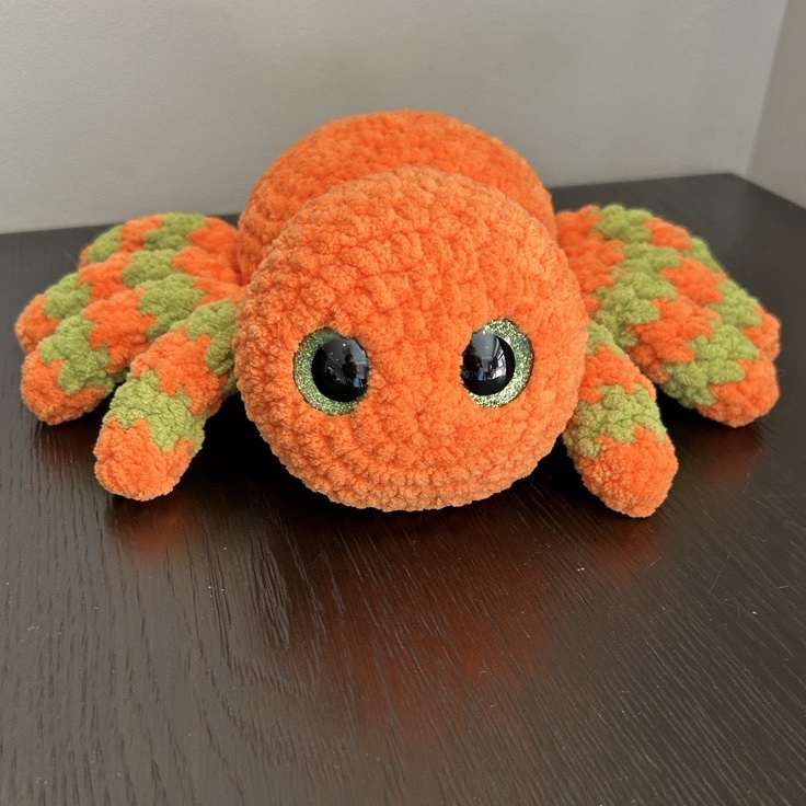 Orange And Green Spider image 2
