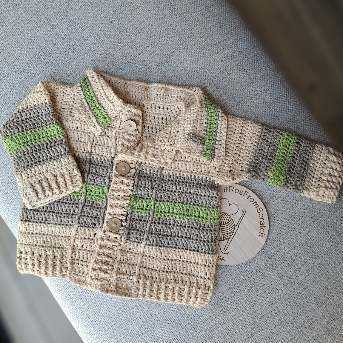 Cardigan with Collar. Neutrals.