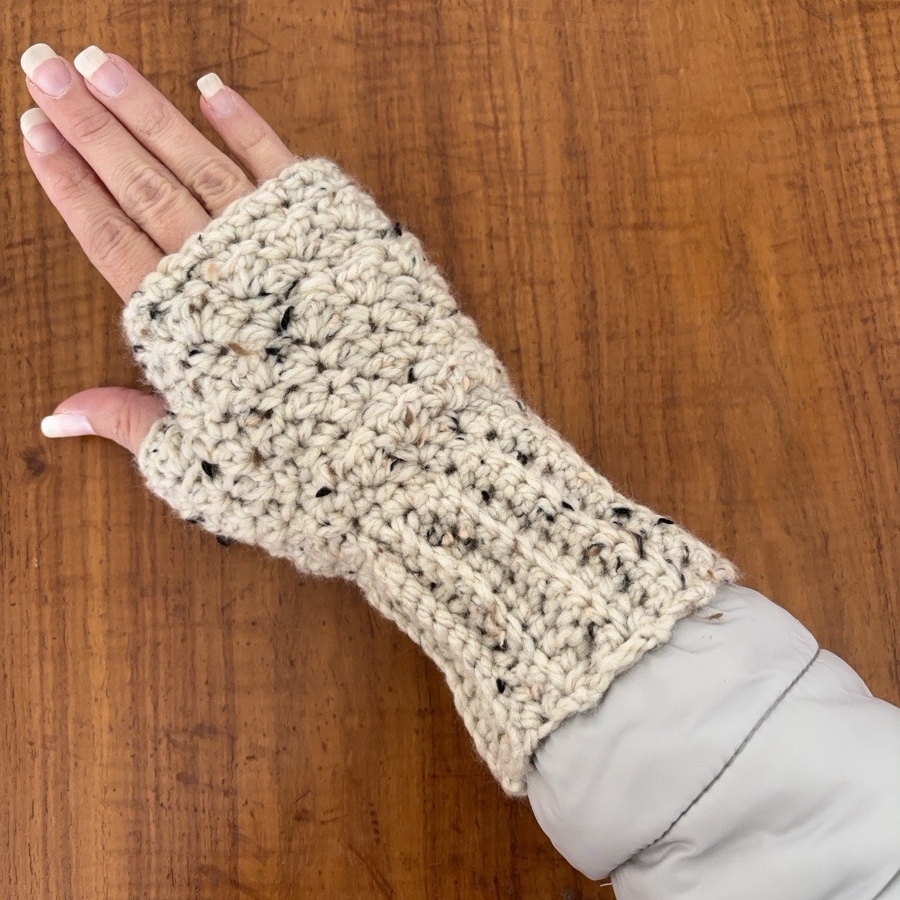 Fingerless Gloves image 5