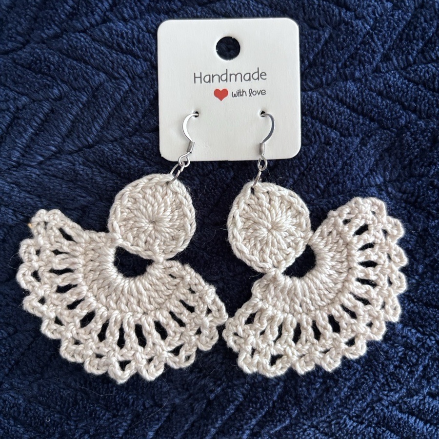 Earrings image 3