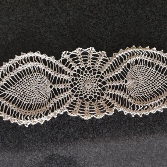Table Runner image 5