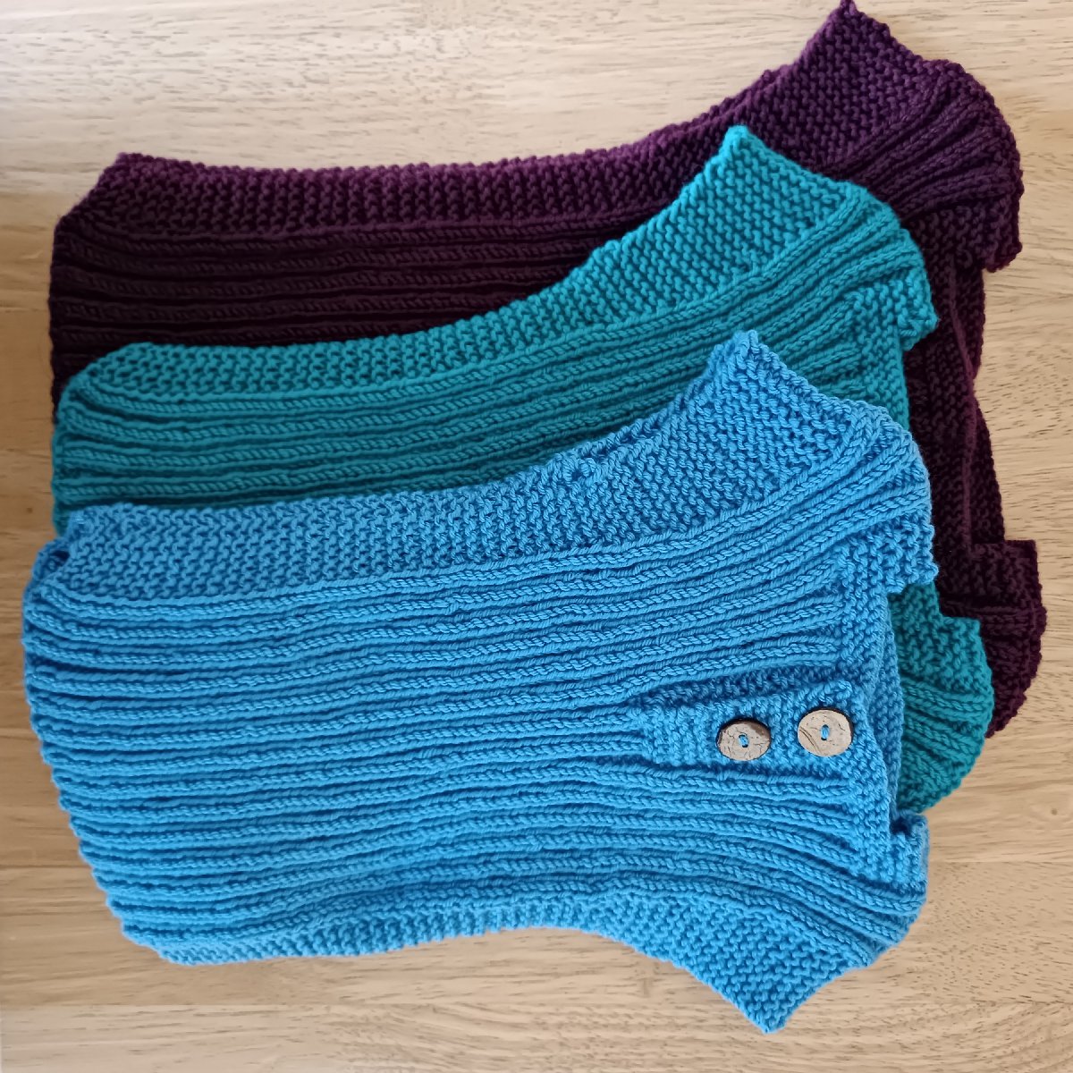 Hand-knitted Merino Vest image 2