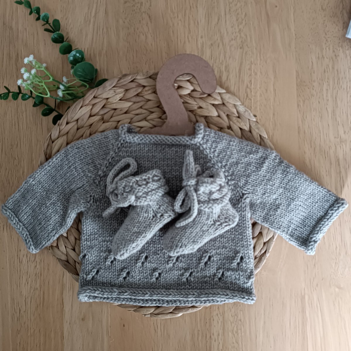 Newborn Hand-knitted Set