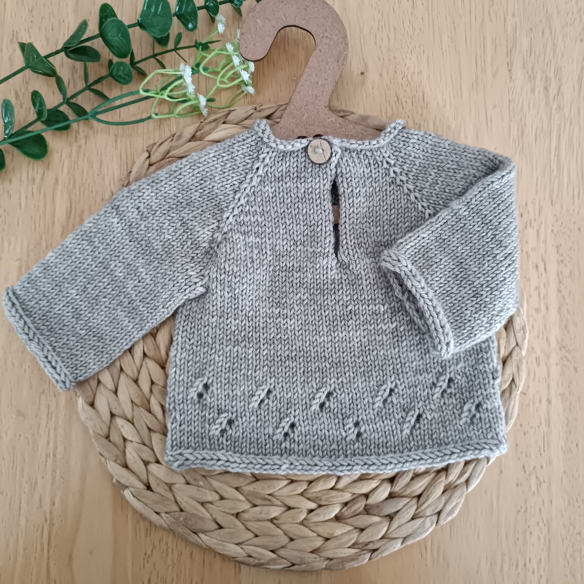 Newborn Hand-knitted Set image 3