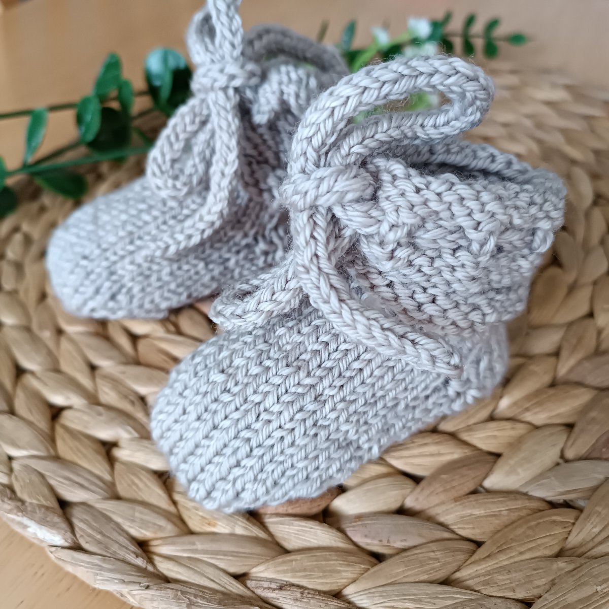 Newborn Hand-knitted Set image 4