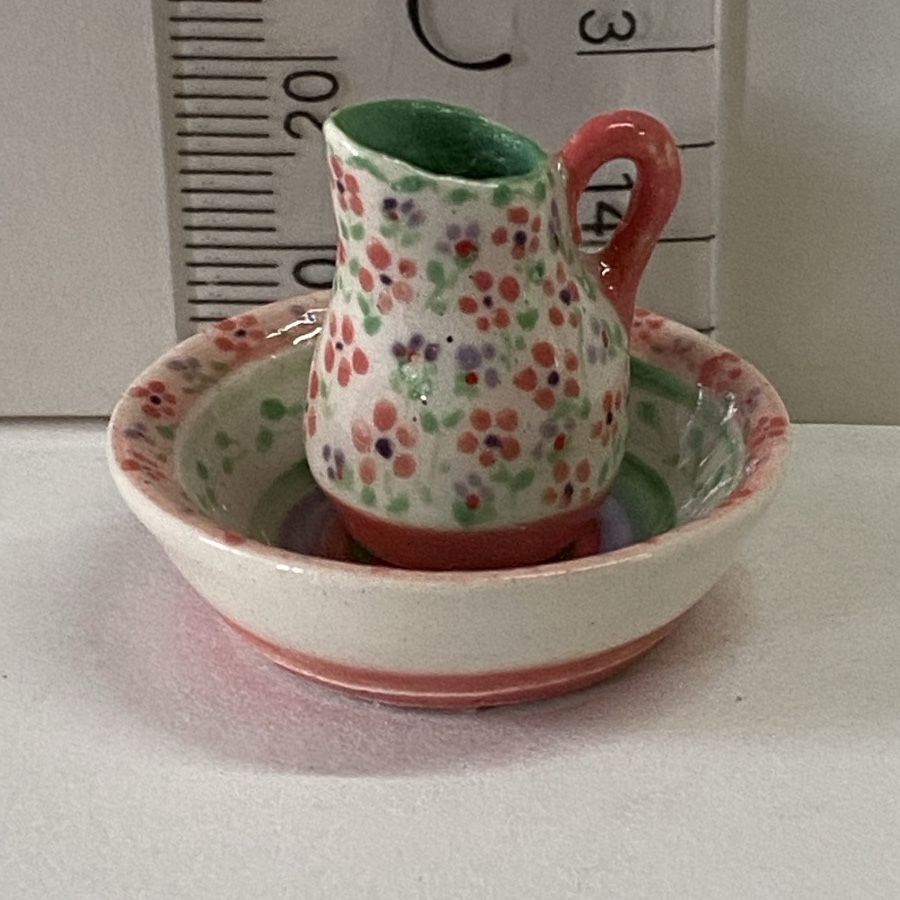 Washbowl And Jug. image 2