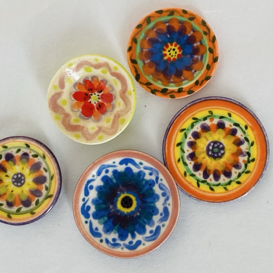 Miniature Plates