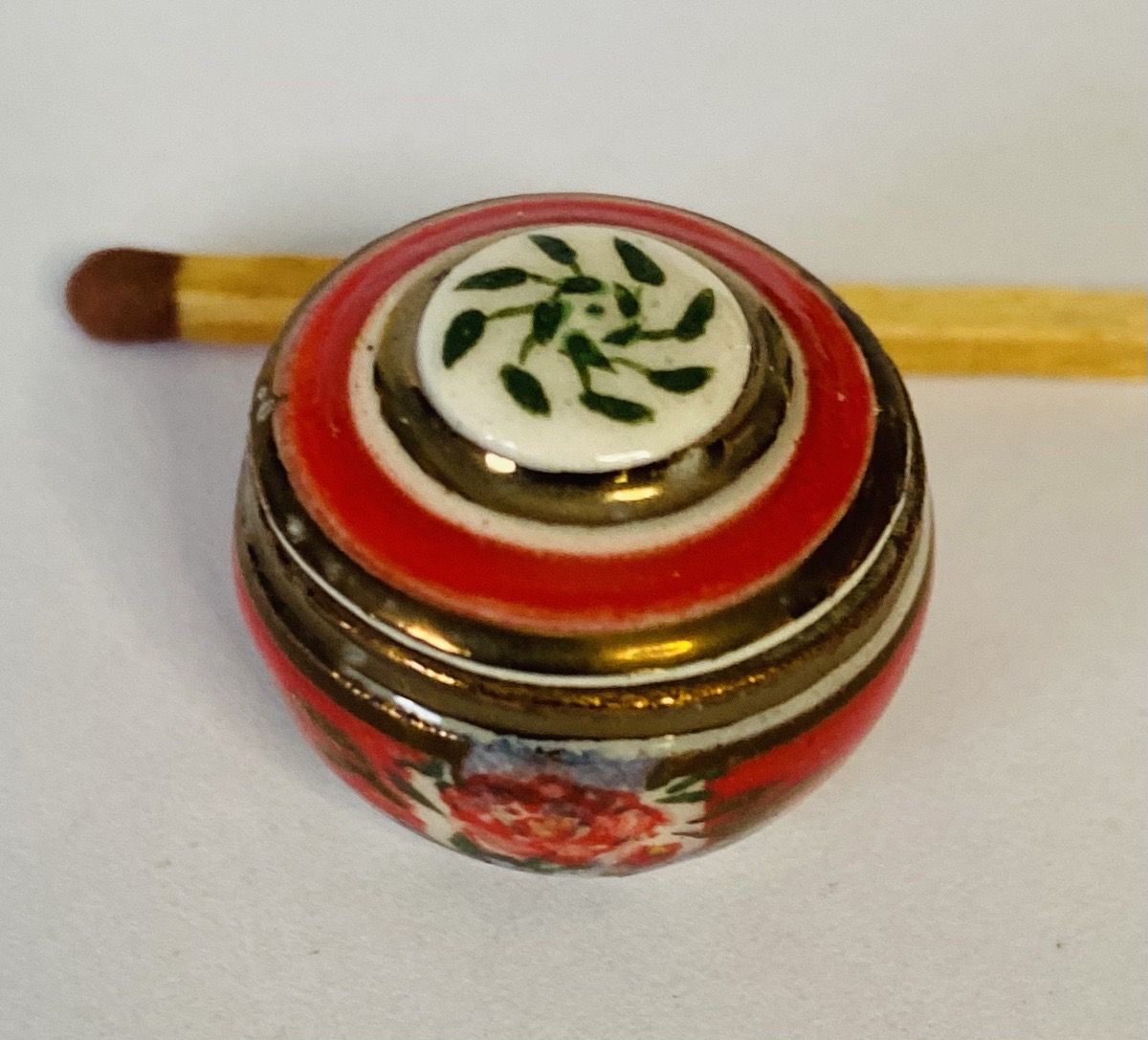 Exquisite Miniature Bowl With Bronze Lustre image 2