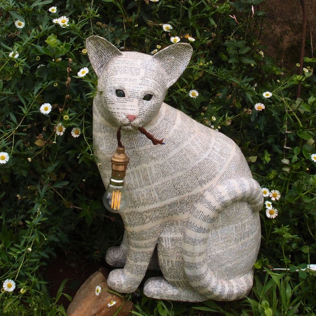 Amo: Masterful upcycled cat lamp (dictionary edition)