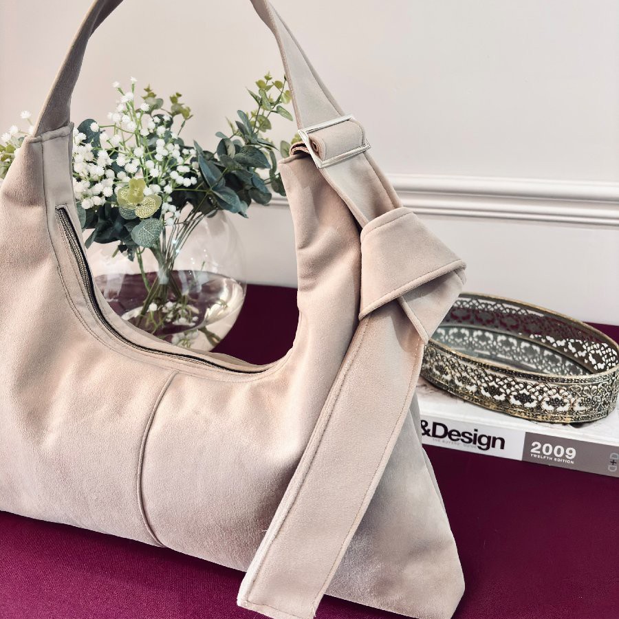 Ladies Hobo Bag image 2