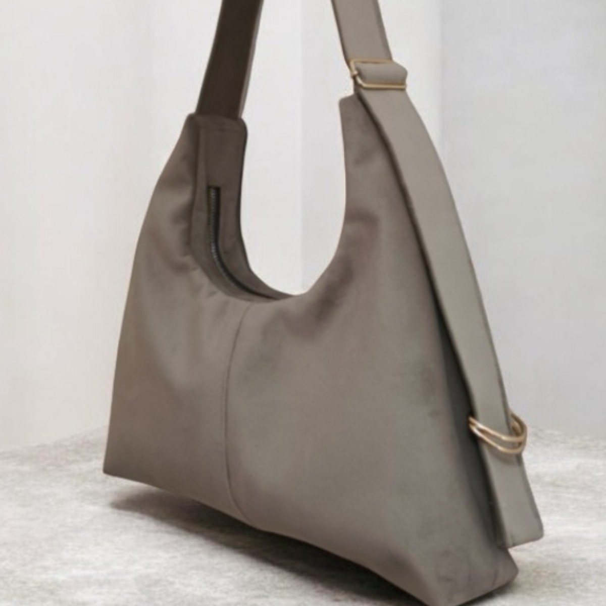 Hobo bag (Medium size) image 2