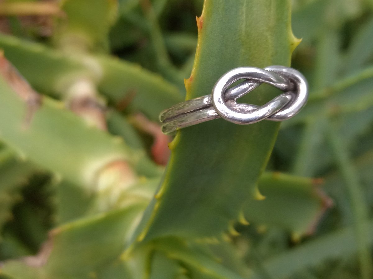 Love Knot Ring