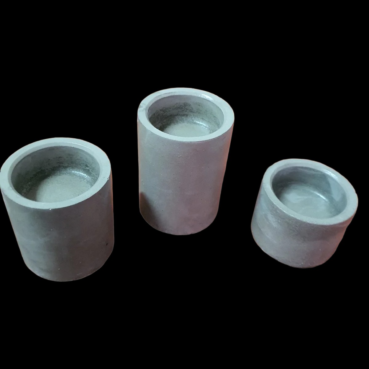 Three pillar tealight candle holders image 2