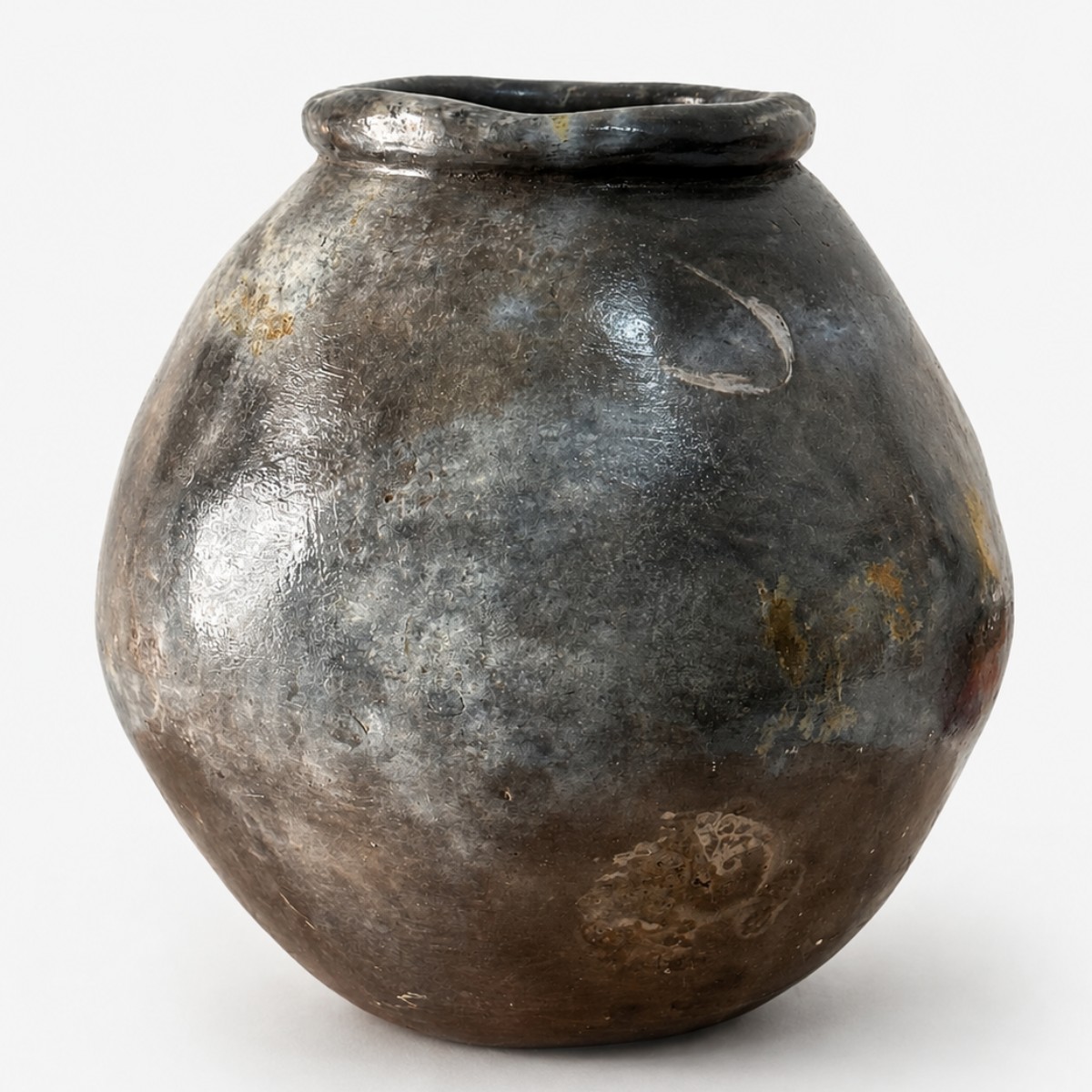Saggar-fired Vessel image 3